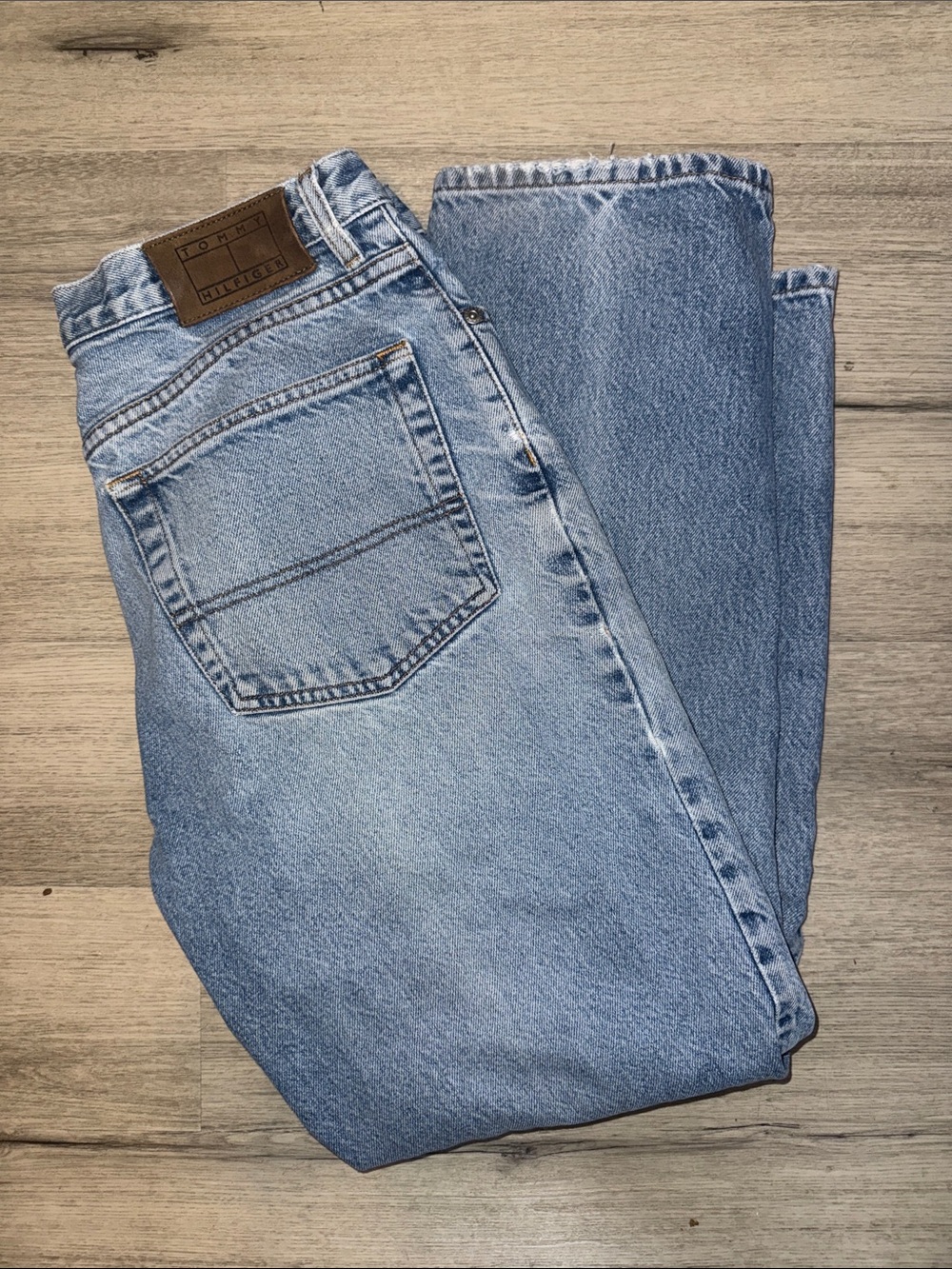 Vintage Tommy Hilfiger Light Blue Relaxed Fit Men's Jeans‎ 34x30